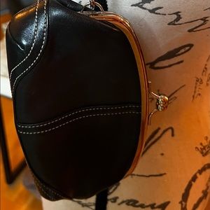 Coach mini-wristlet leather black
